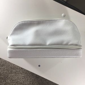 Travel Jewelry or Cosmetics Pouch